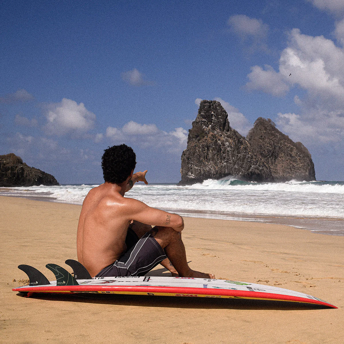 FCS II Yago Dora Signature PG Tri Fin Set - Image 7